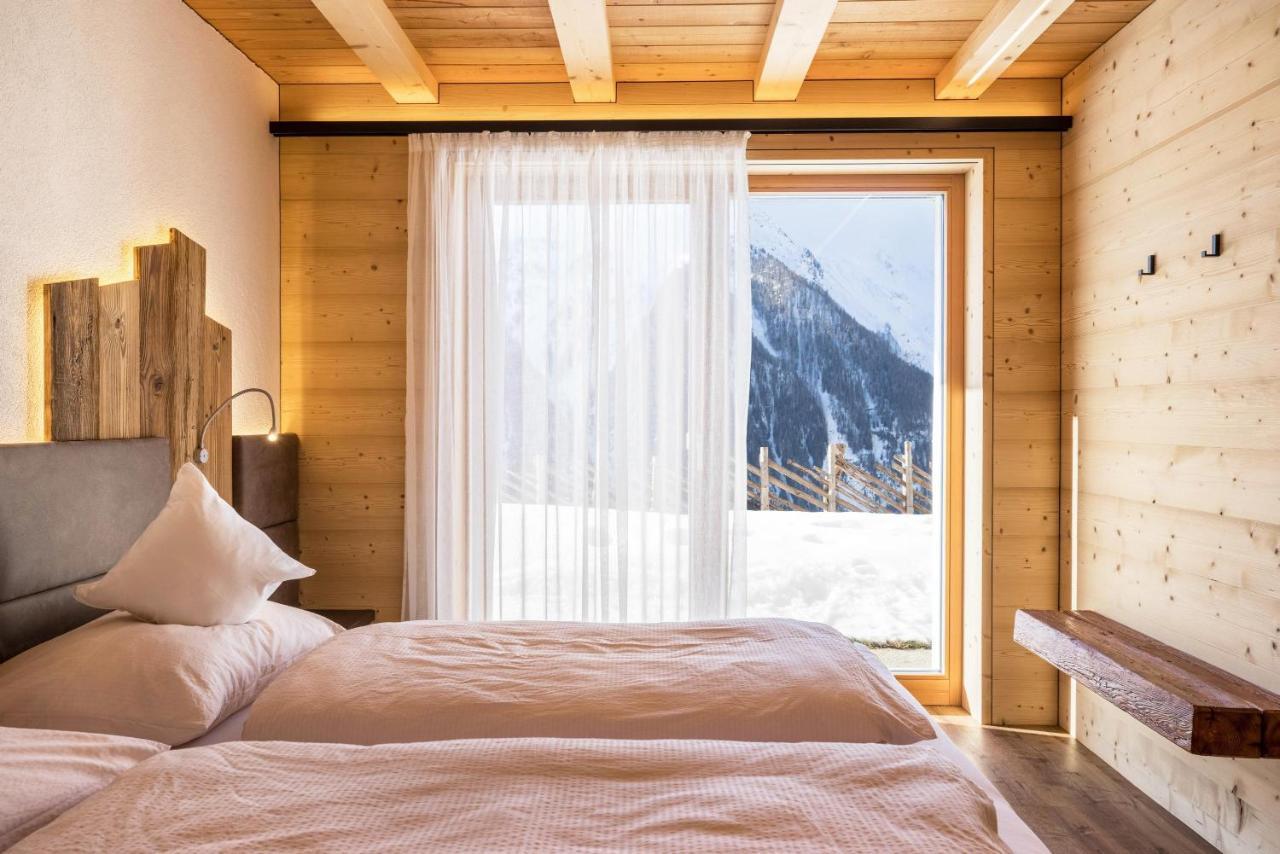 Chalet Henne- Hochgruberhof Selva dei Molini Exterior foto